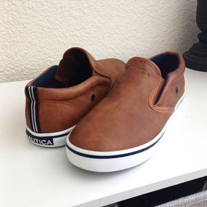 Size 3 Nautica shoes